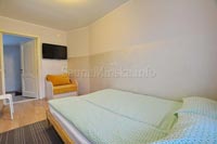 Бани в агроусадьбе 12 стульев