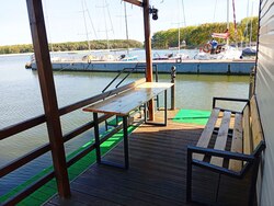 Плавучий домик с парной