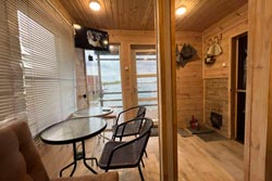 Плавучий домик с парной