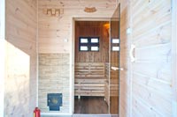 Плавучий домик с парной